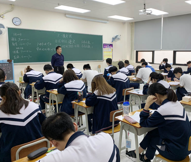 依靠高端硬件的认知壁垒乡村学校AI教育落地提供了可复制的样